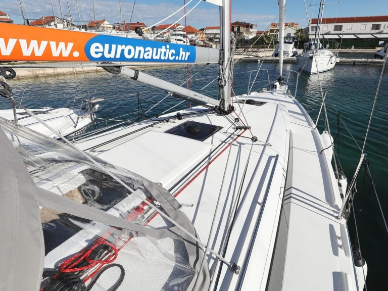 Verhuur Zeilboot Bénéteau met vaarbewijs