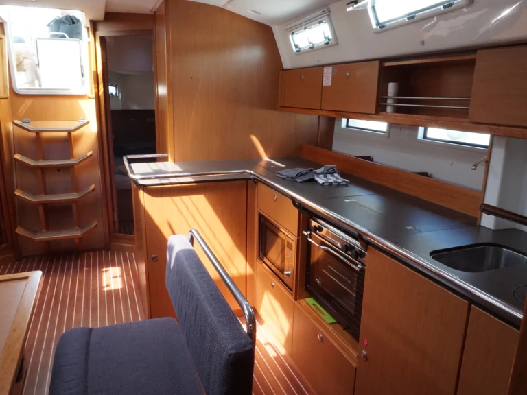 Bootverhuur Bavaria Cruiser 45 in Lemmer via SamBoat
