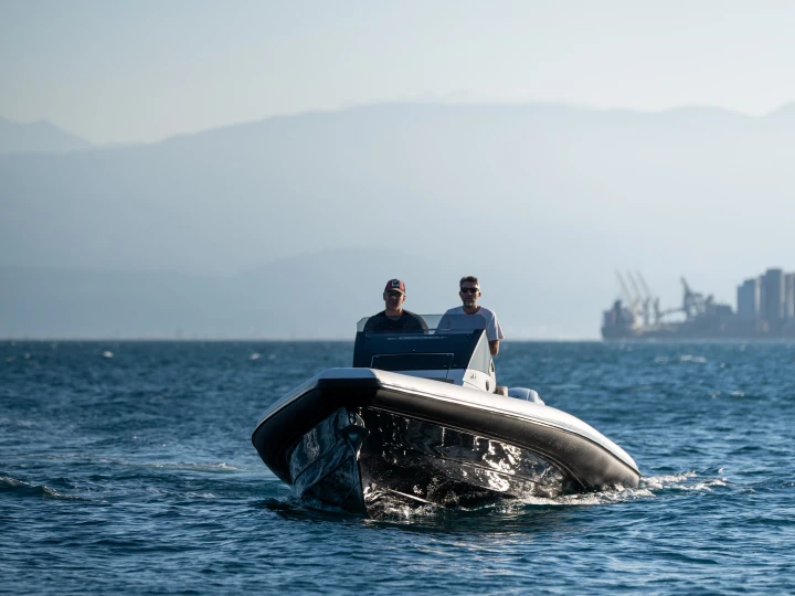Verhuur RIB in Korfoe - Technohull GT7