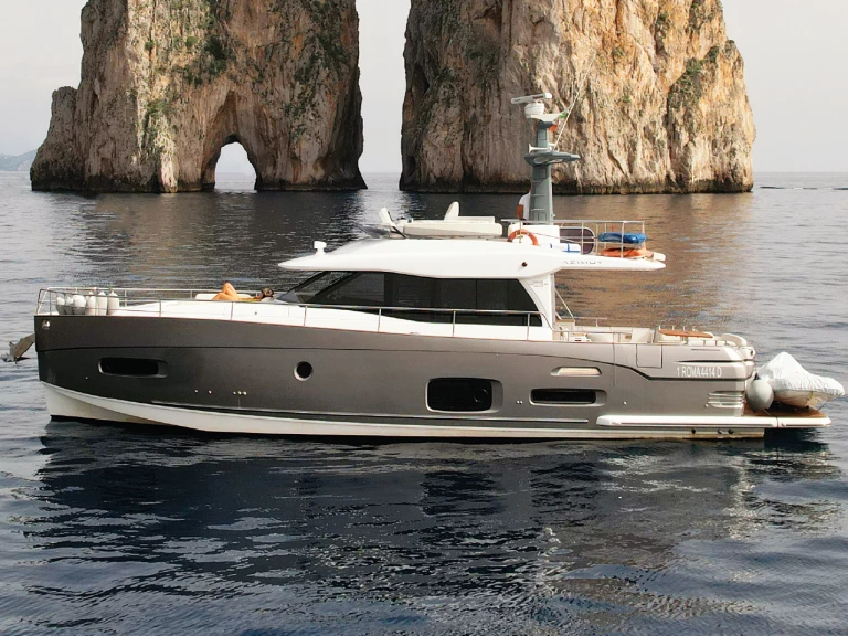 Verhuur Motorboot in Napels - Azimut Azimut Magellano 53
