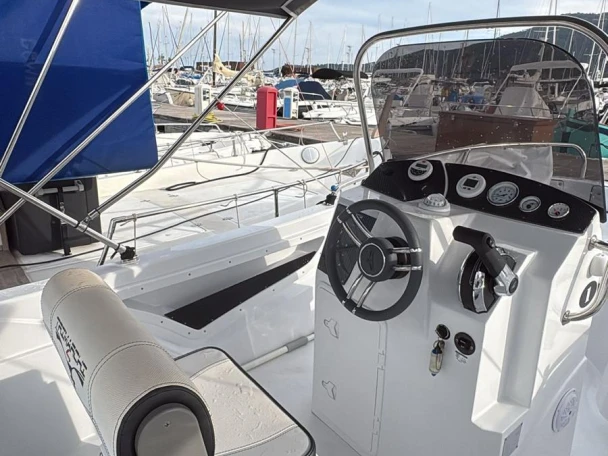 Huur Motorboot met of zonder schipper Trimarchi in La Spezia