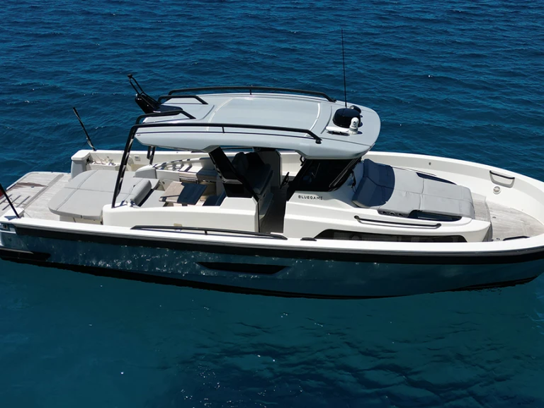 Verhuur Motorboot blue game met vaarbewijs