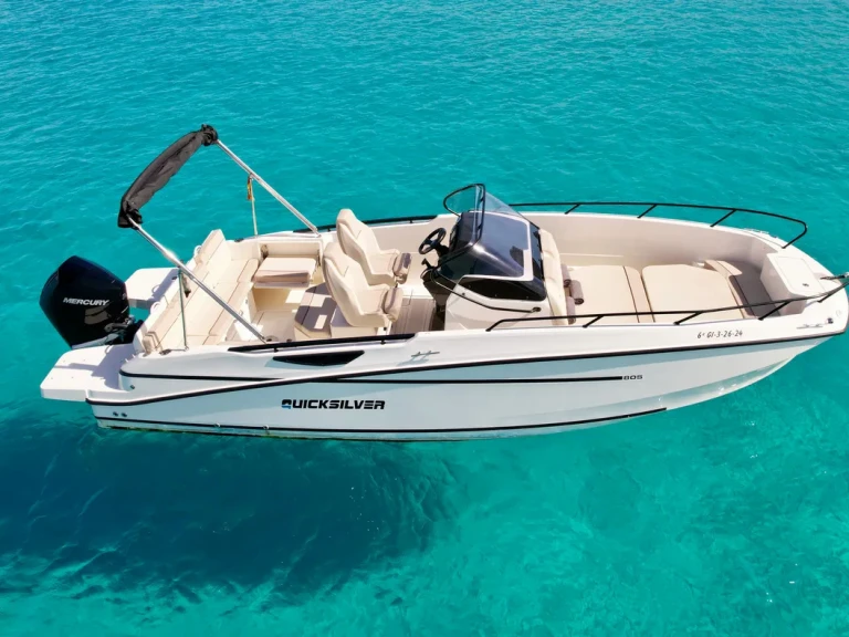 Motorboot te huur in Marina de Dénia voor de beste prijs