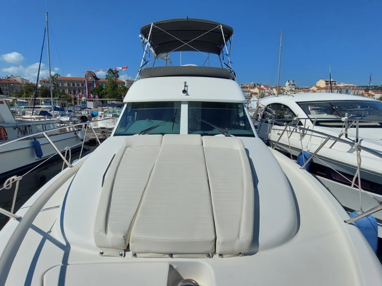 Jachthuur in Vieux Port de Cannes - Jeanneau Prestige 36 Fly via SamBoat