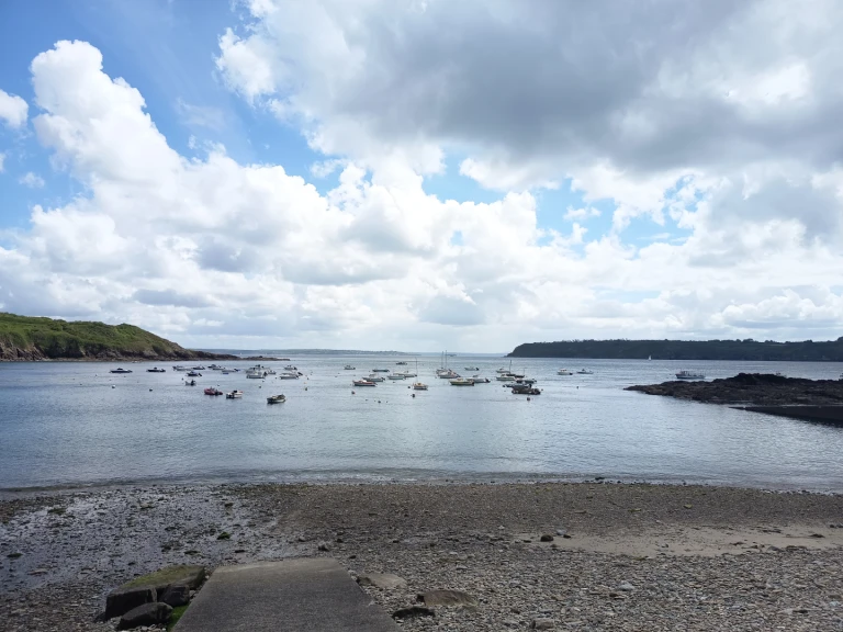 Motorboot te huur in Brest voor de beste prijs