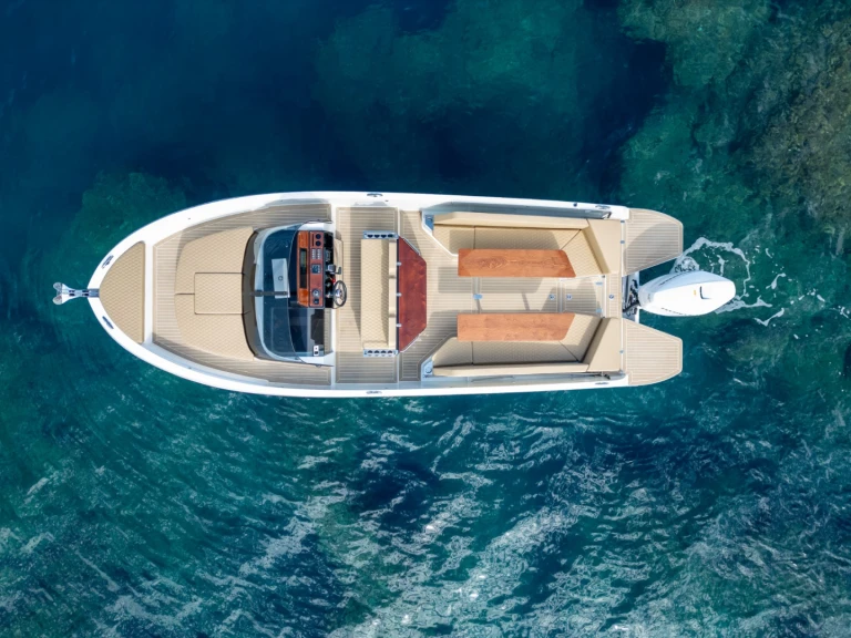 Motorboot te huur in Llançà voor de beste prijs