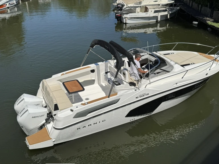 Verhuur Motorboot Karnic met vaarbewijs