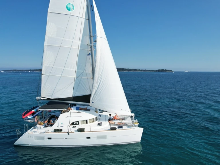 Lagoon Lagoon 380 te huur van particulier of professional in Cannes