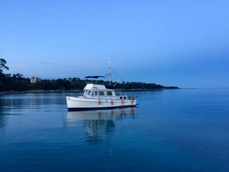 Jachthuur in Cannes - Grand Banks Grand Banks 36 Classic via SamBoat