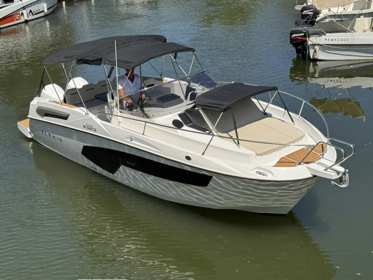 Motorboot te huur in Mandelieu-la-Napoule voor de beste prijs