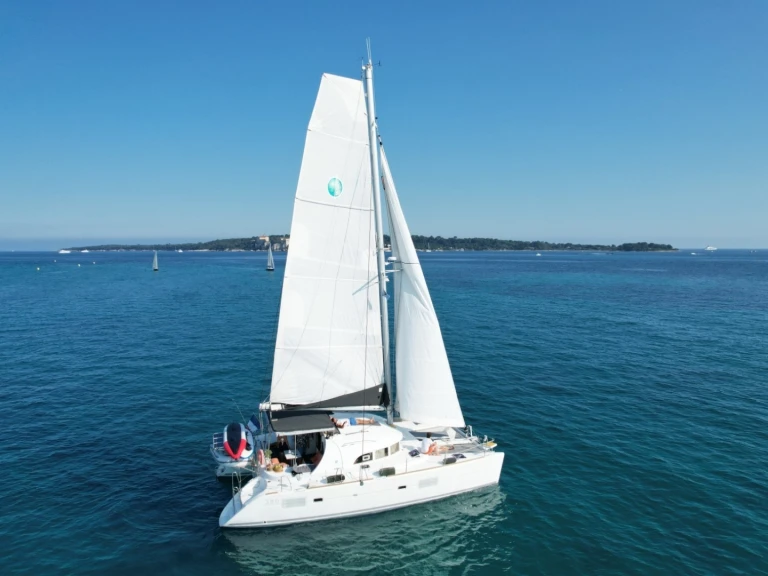 Huur Catamaran met of zonder schipper Lagoon in Cannes