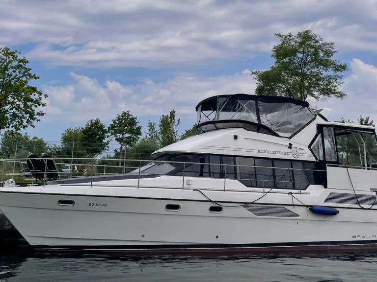 Verhuur Motorboot in Wädenswil - Bayliner 45