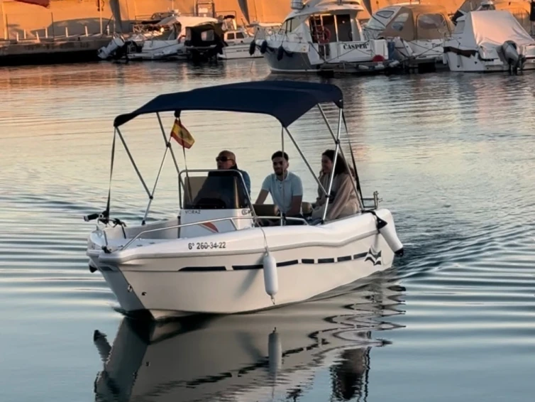 Motorboot te huur in Puerto Banús voor de beste prijs