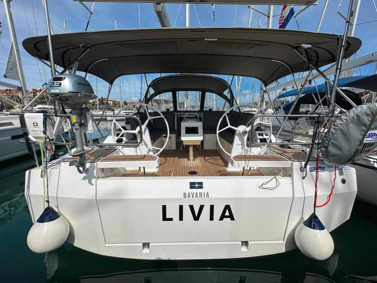Zeilboot te huur in Trogir voor de beste prijs