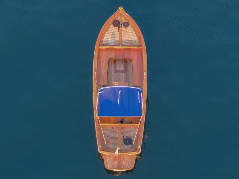 Huur Motorboot met of zonder schipper Custom in Ghiffa