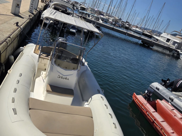 Bootverhuur Capelli Tempest 750 in Propriano via SamBoat