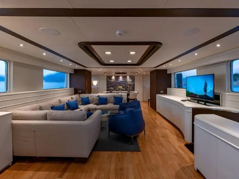 Jachthuur in Seget Donji -  Benetti 105 via SamBoat