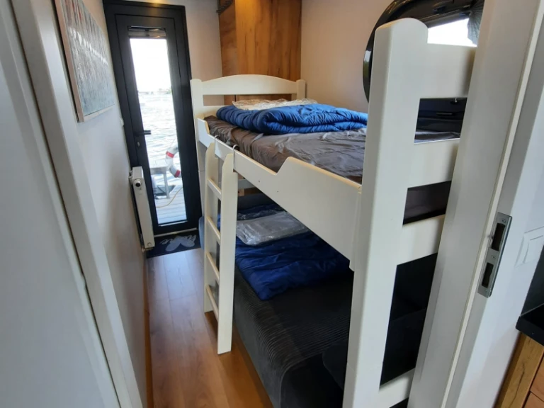 Woonboot te huur in Woudsend voor de beste prijs