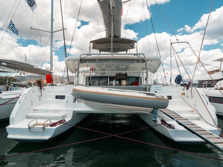 Verhuur Catamaran Lagoon met vaarbewijs