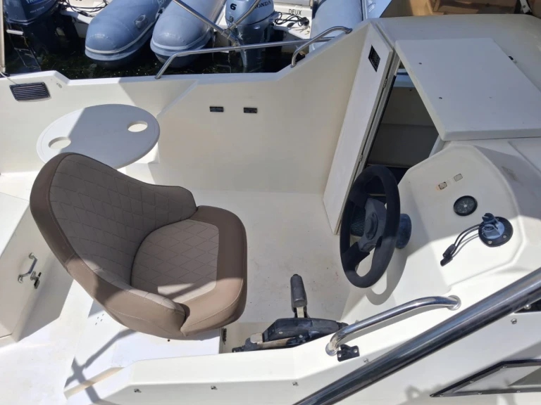Huur Motorboot met of zonder schipper  in Sanguinet