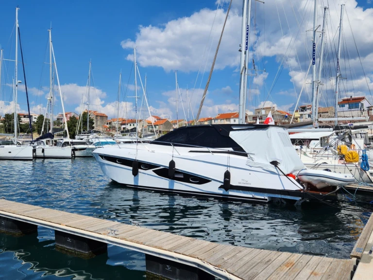 Bootverhuur Šibenik goedkoop Parana 38