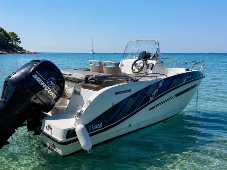 Huur een Quicksilver Activ 555 Open Edition Smart in Port-Camargue