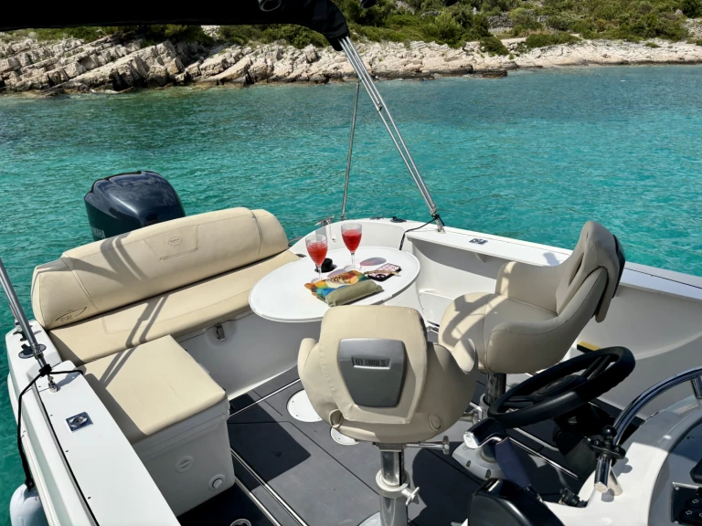 Sessa Marine Sessa Marine Key Largo 20 te huur van particulier of professional in Trogir