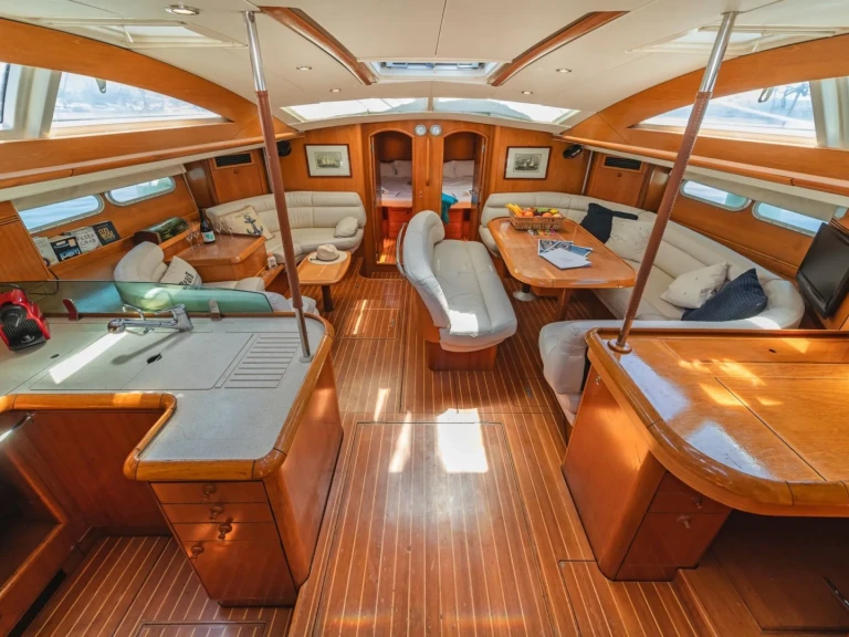 Bootverhuur Antibes goedkoop Sun Odyssey 54 DS