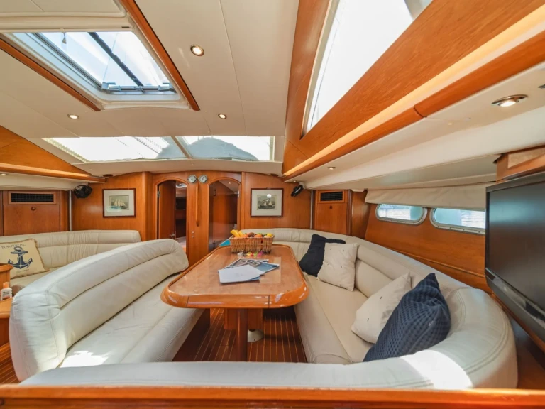 Bootverhuur Jeanneau Sun Odyssey 54 DS in Antibes via SamBoat