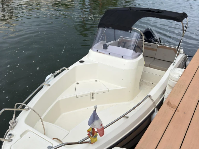 Quicksilver silver 465 te huur van particulier of professional in Empuriabrava