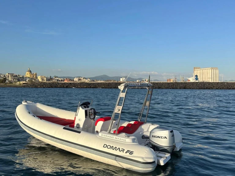 Huur een DOMAR F6 in Torre Annunziata