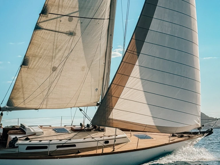 Voilier tradition 1970 Carter 43 te huur van particulier of professional in Saint-Cyr-sur-Mer