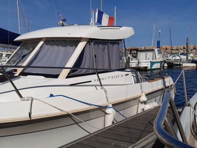 Bootverhuur Frankrijk goedkoop Merry Fisher 650