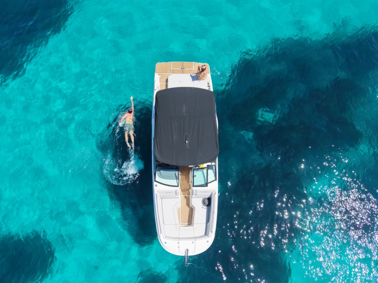 Verhuur Motorboot Sea Ray met vaarbewijs