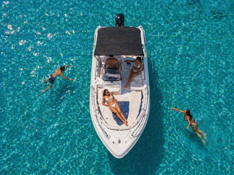 Huur een Ranieri Shark 17 in Saint-Laurent-du-Var