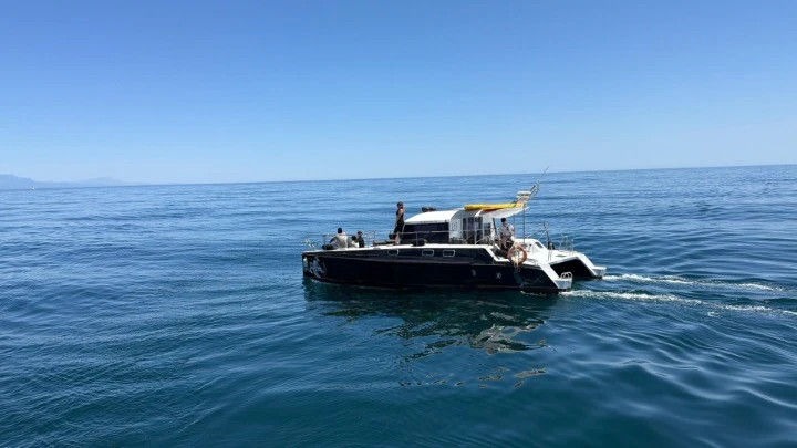 Bootverhuur Aventura Aventura 37 in Benalmádena Costa via SamBoat