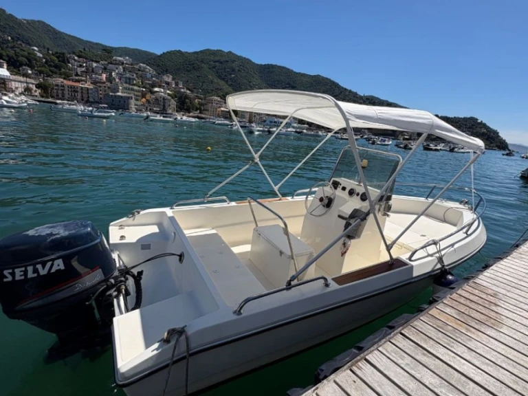 Verhuur Motorboot in Porto Turistico Internazionale Di Rapallo - Capelli Cap16