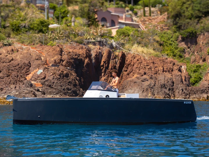 Huur Motorboot met of zonder schipper Smartboat in Cannes