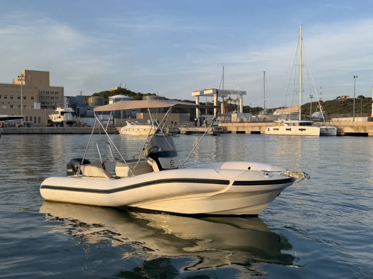 RIB te huur in Marina deportiva de Menorca voor de beste prijs