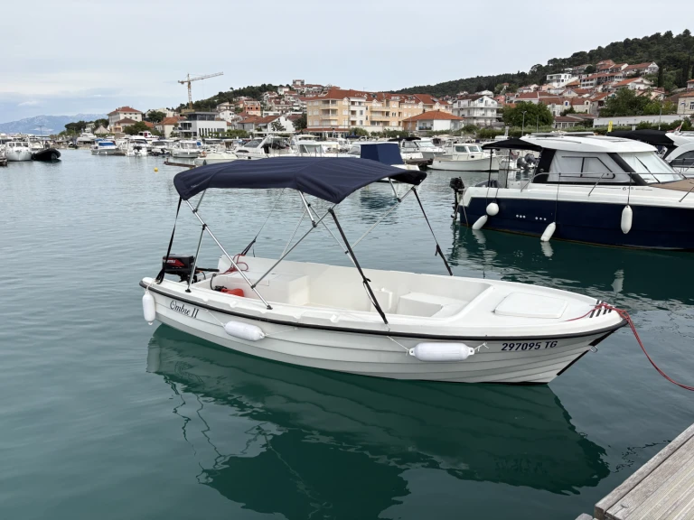 Adria M-Sport 500 Ombre 2 te huur van particulier of professional in Trogir