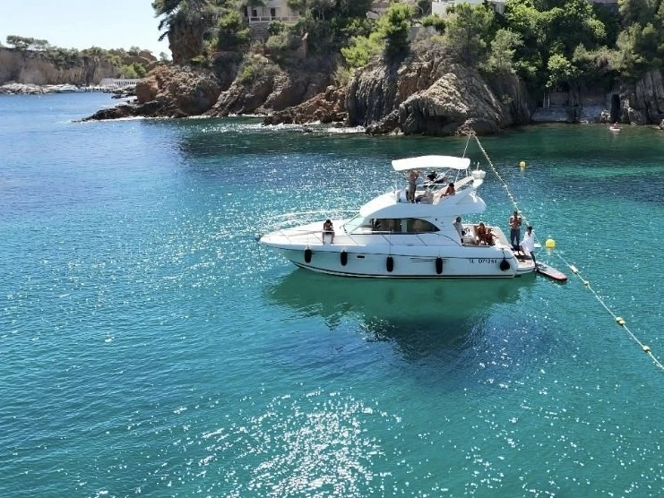 Jeanneau Prestige 36 te huur van particulier of professional in Marseille