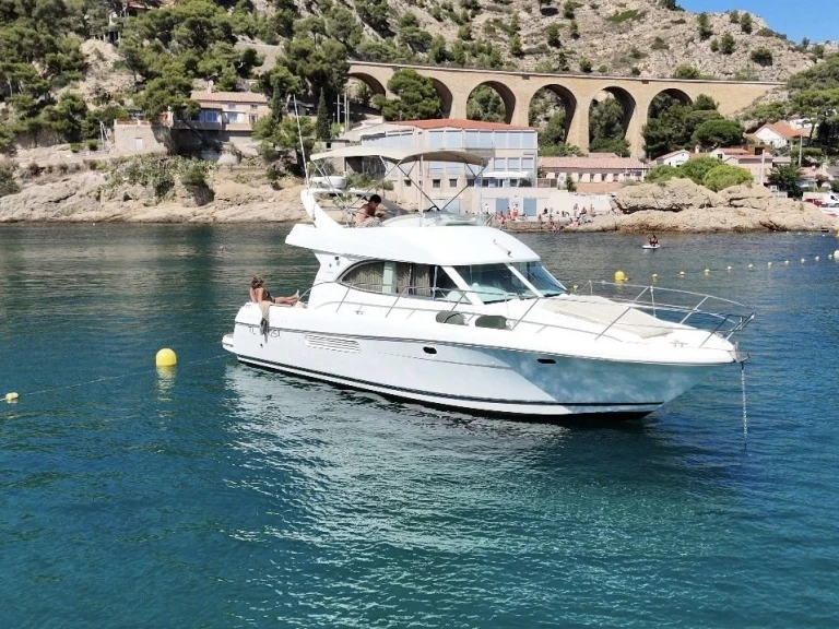 Huur een Jeanneau Prestige 36 in Marseille