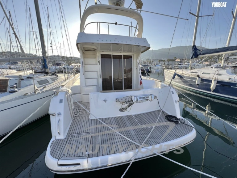 Bootverhuur Marseille goedkoop Prestige 36