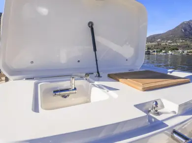 Verhuur RIB in Port of Cannigione - Bwa Bwa 29 Premium