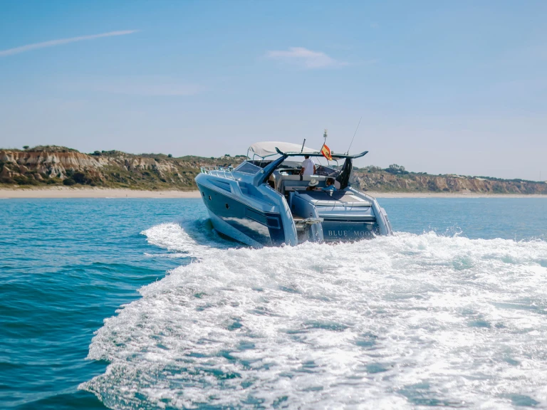 Huur Jacht met of zonder schipper Sunseeker in Spanje