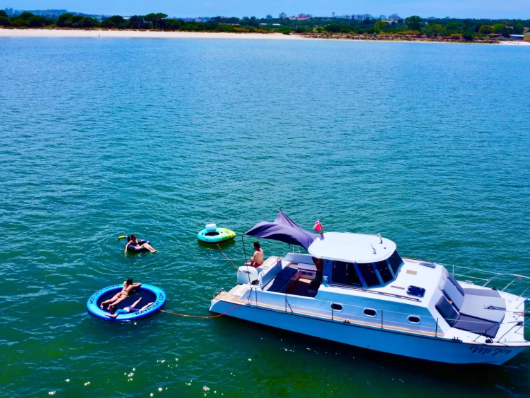 Huur Catamaran met of zonder schipper Tom Lack in Lissabon