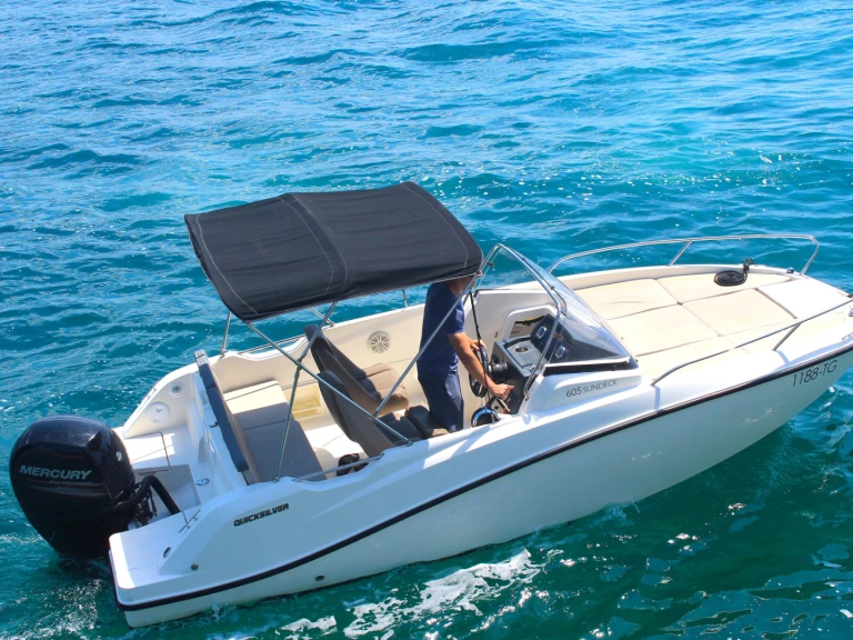 Quicksilver Quicksilver 605 Sundeck te huur van particulier of professional in Cannes