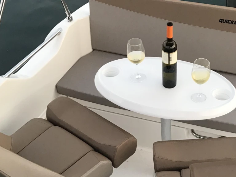 Huur een Quicksilver Quicksilver 605 Sundeck in Cannes