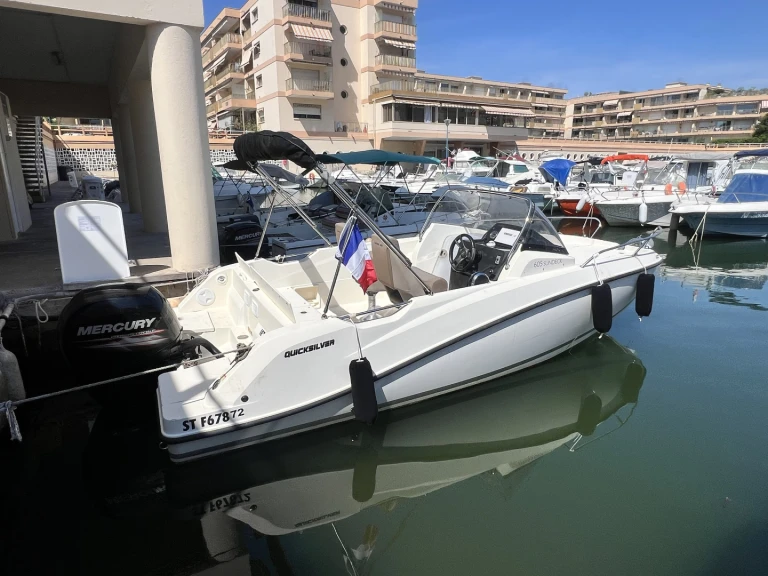 Verhuur Motorboot in Cannes - Quicksilver Quicksilver 605 Sundeck