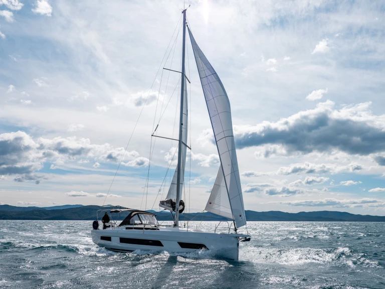 Bootverhuur Piombino goedkoop Dufour 41